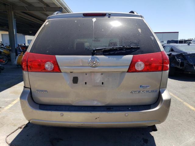 5TDYK4CC2AS303984 - 2010 TOYOTA SIENNA XLE GOLD photo 6