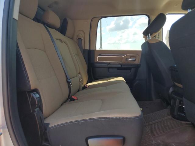 3C6UR5MLXNG323751 - 2022 RAM 2500 BIG HORN/LONE STAR SILVER photo 10