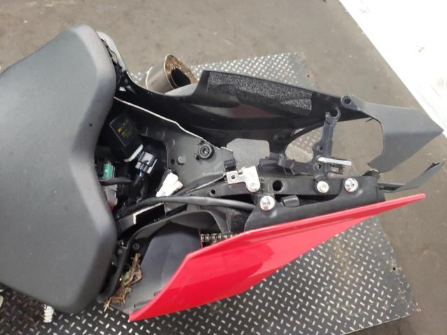 JYARN39E8KA004458 - 2019 YAMAHA YZFR1 RED photo 10