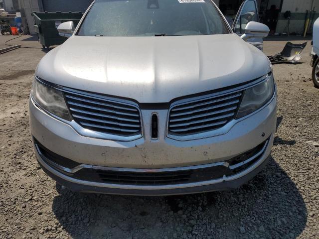 2LMTJ6LR7GBL61743 - 2016 LINCOLN MKX RESERVE 白色 照片 12