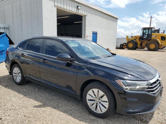 3VWC57BU5KM256817 - 2019 VOLKSWAGEN JETTA S შავი ფოტო 4