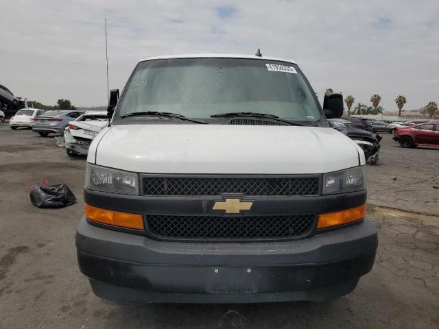 1GCWGAFG6L1275015 - 2020 CHEVROLET EXPRESS G2 WHITE photo 5