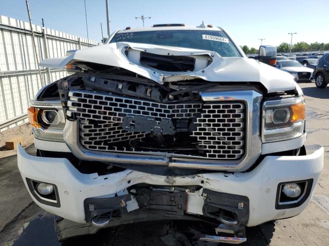 1GT42YEY9HF164199 - 2017 GMC SIERRA K3500 DENALI WHITE photo 5