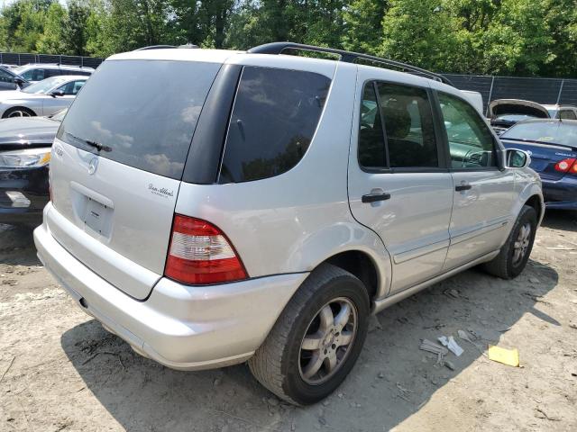 4JGAB57E64A504075 - 2004 MERCEDES-BENZ ML 350 SILVER photo 3