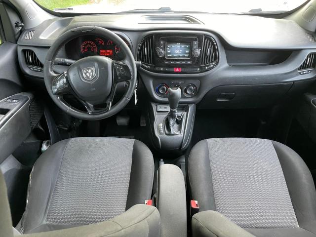 ZFBERFAB5H6F18389 - 2017 RAM PROMASTER 白色 照片 9