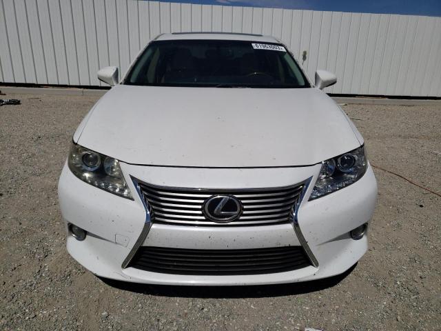 JTHBK1GG2D2003437 - 2013 LEXUS ES 350 WHITE photo 5