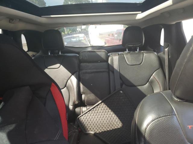 1C4PJMBX8JD592917 - 2018 JEEP CHEROKEE TRAILHAWK BLACK photo 10