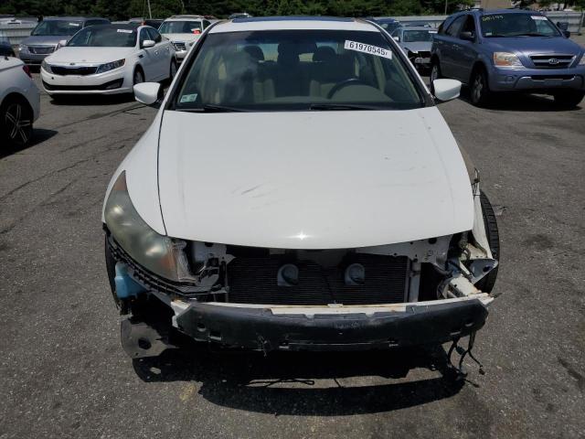 1HGCP26899A073927 - 2009 HONDA ACCORD EXL WHITE photo 5