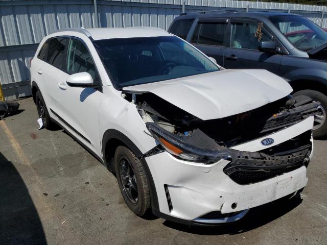 KNDCB3LC9J5154662 - 2018 KIA NIRO FE WHITE photo 4