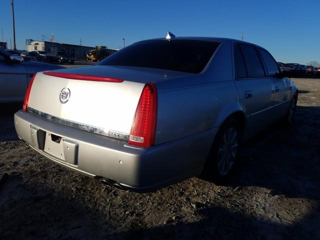 1G6KH5EY1AU133666 - 2010 CADILLAC DTS PREMIUM COLLECTION SILVER photo 4