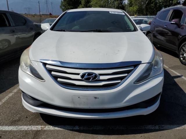 5NPEB4AC0EH829452 - 2014 HYUNDAI SONATA GLS WHITE photo 5