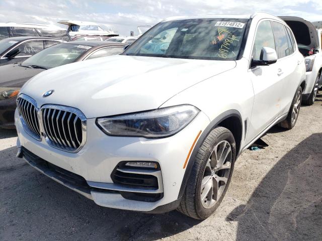 5UXCR6C53KLL37369 - 2019 BMW X5 XDRIVE40I WHITE photo 2