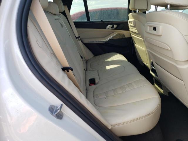 5UXCR6C53KLL37369 - 2019 BMW X5 XDRIVE40I WHITE photo 6