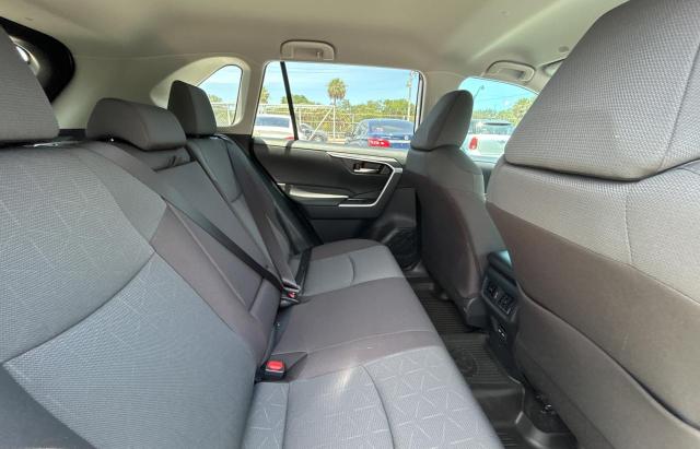 2T3W1RFV8SC307558 - 2025 TOYOTA RAV4 XLE 白色 照片 6