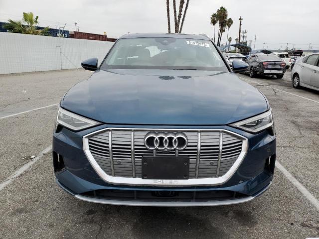 WA1VABGE3KB013620 - 2019 AUDI E-TRON PRESTIGE BLUE photo 5