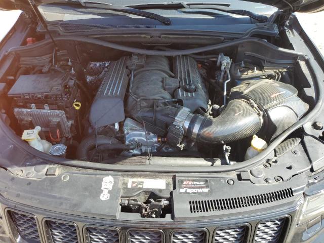 1C4RJFDJ5HC957079 - 2017 JEEP GRAND CHER SRT-8 BLACK photo 11