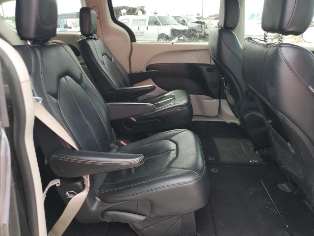 2C4RC1BG1KR680949 - 2019 CHRYSLER PACIFICA TOURING L GRAY photo 11