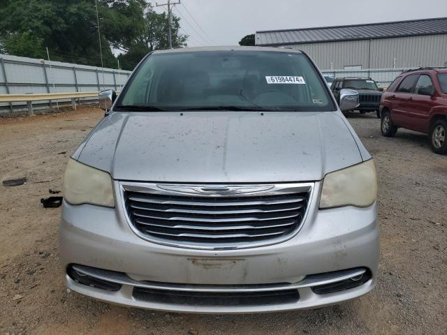 2A4RR8DG6BR603945 - 2011 CHRYSLER TOWN & COU TOURING L SILVER photo 5