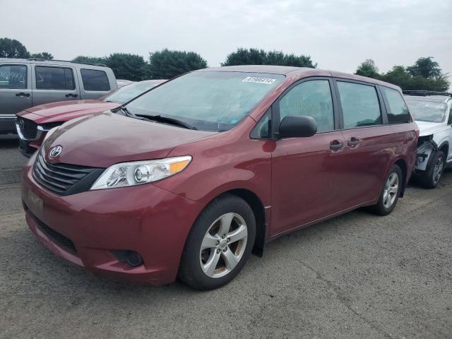 2017 TOYOTA SIENNA, 