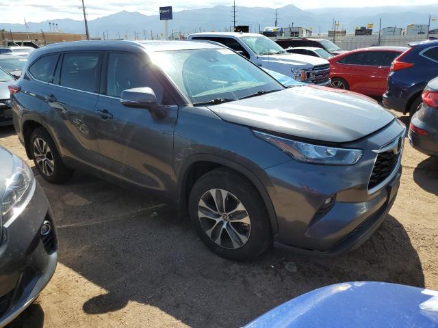5TDGZRBH8LS016573 - 2020 TOYOTA HIGHLANDER XLE GRAY photo 4