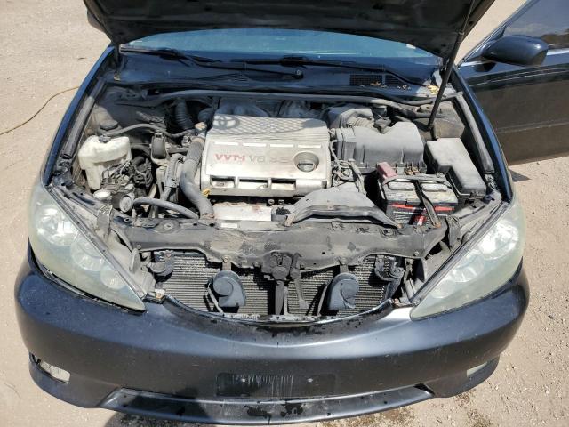4T1BA32K85U509996 - 2005 TOYOTA CAMRY SE შავი ფოტო 11