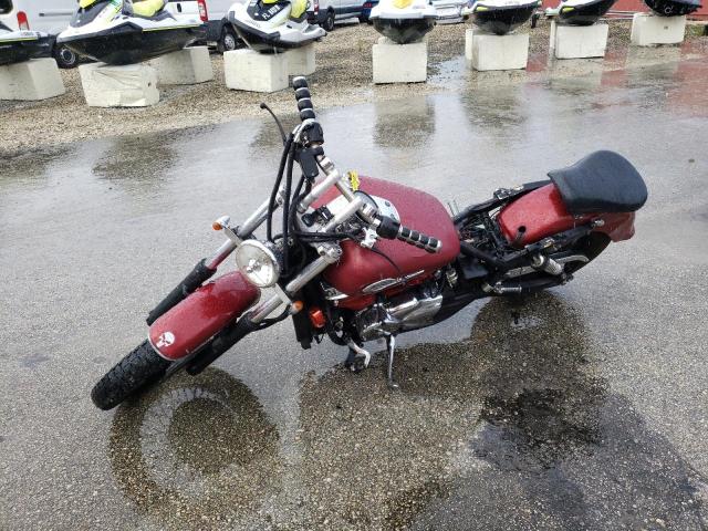 JH2RC44523M702353 - 2003 HONDA VT750 DCB BURGUNDY photo 2