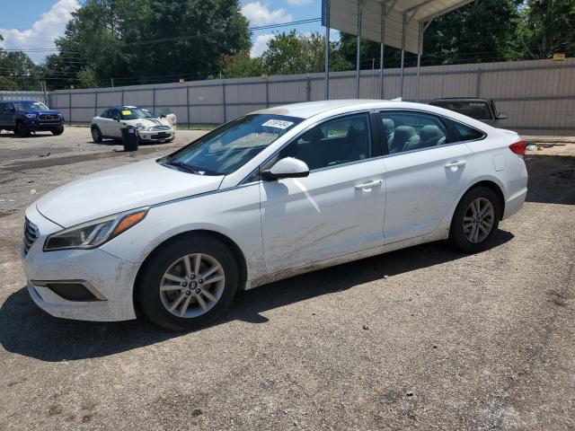 5NPE24AF9HH576596 - 2017 HYUNDAI SONATA SE WHITE photo 1