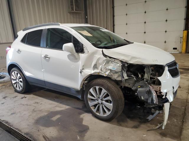 KL4CJESB8LB337413 - 2020 BUICK ENCORE PREFERRED WHITE photo 4