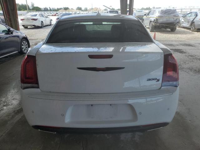 2C3CCABG2NH232806 - 2022 CHRYSLER 300 S WHITE photo 6