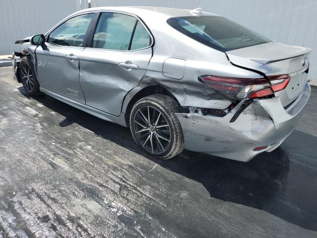 4T1G11AK4RU236363 - 2024 TOYOTA CAMRY SE NIGHT SHADE SILVER photo 2