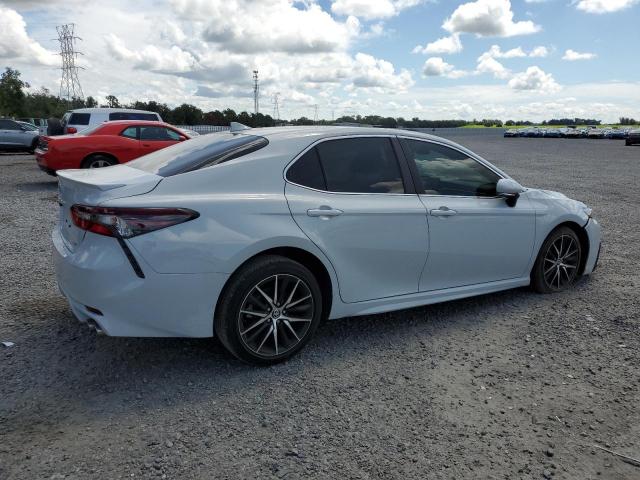 4T1T11AK4RU234577 - 2024 TOYOTA CAMRY SE NIGHT SHADE GRAY photo 3