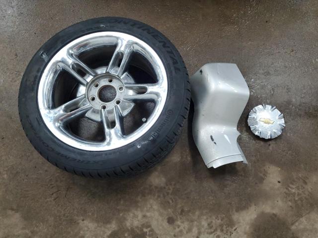 1GCES14H35B119467 - 2005 CHEVROLET SSR 银色 照片 12