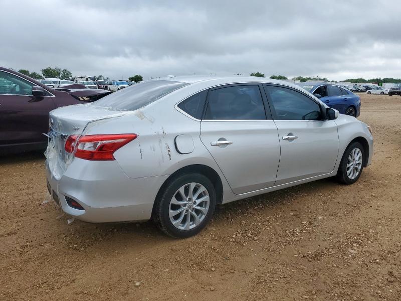 3N1AB7AP8JY344348 - 2018 NISSAN SENTRA S 银色 照片 3