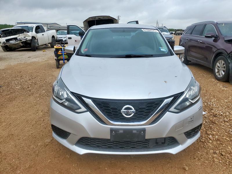 3N1AB7AP8JY344348 - 2018 NISSAN SENTRA S 银色 照片 5
