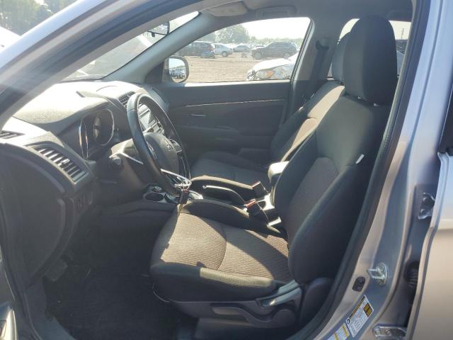 JA4AP3AU4HZ041025 - 2017 MITSUBISHI OUTLANDER ES SILVER photo 7