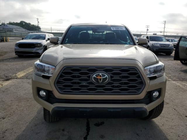 3TMCZ5AN0LM318051 - 2020 TOYOTA TACOMA DOUBLE CAB TAN photo 5