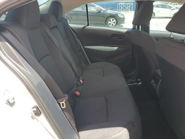 5YFB4MDE6RP157304 - 2024 TOYOTA COROLLA LE 银色 照片 10