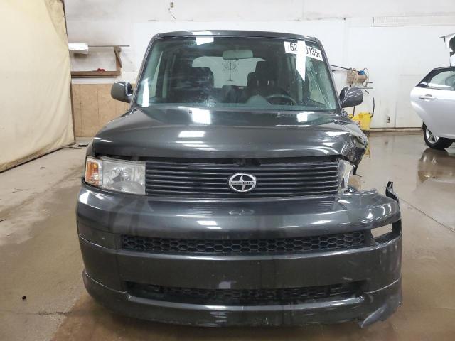 JTLKT324564120318 - 2006 TOYOTA SCION XB CHARCOAL photo 5