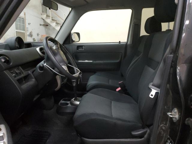 JTLKT324564120318 - 2006 TOYOTA SCION XB CHARCOAL photo 7