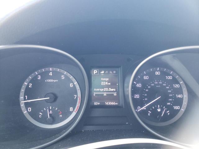 5NMZTDLBXJH106055 - 2018 HYUNDAI SANTA FE S WHITE photo 9