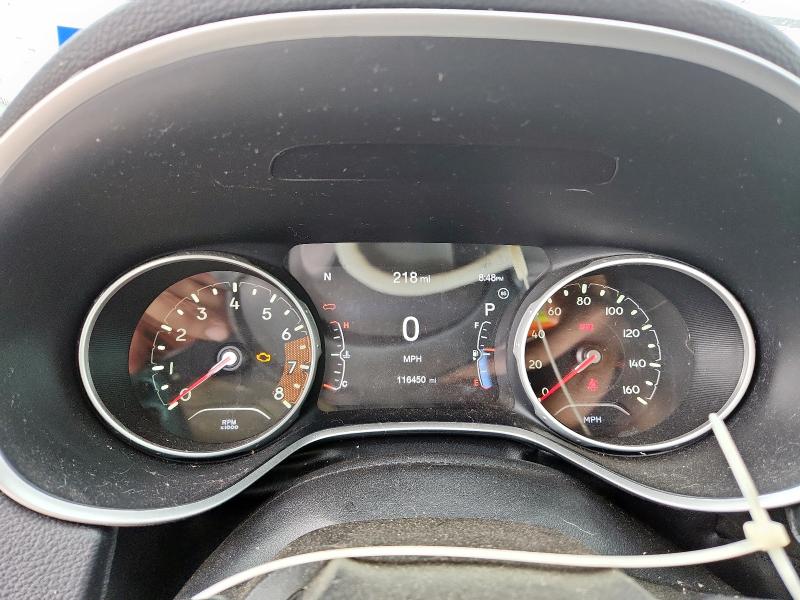 3C4NJCBB9JT108608 - 2018 JEEP COMPASS LATITUDE 白色 照片 9