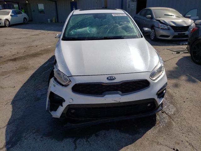 3KPF34AD9ME278712 - 2021 KIA FORTE GT LINE WHITE photo 5