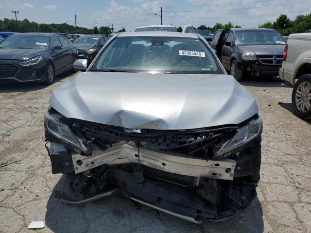 4T1B11HK9KU806329 - 2019 TOYOTA CAMRY L Gümüş fotoğraf 5
