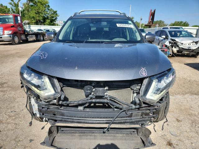 JN8AT2MT3JW489945 - 2018 NISSAN ROGUE S Серый фото 5
