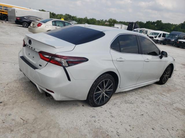 4T1G11AKXPU119576 - 2023 TOYOTA CAMRY SE NIGHT SHADE WHITE photo 3