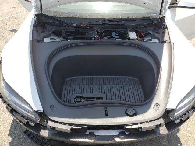 5YJ3E1EA1SF992532 - 2025 TESLA MODEL 3 WHITE photo 11