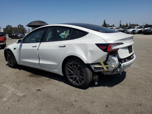 5YJ3E1EA1SF992532 - 2025 TESLA MODEL 3 WHITE photo 2