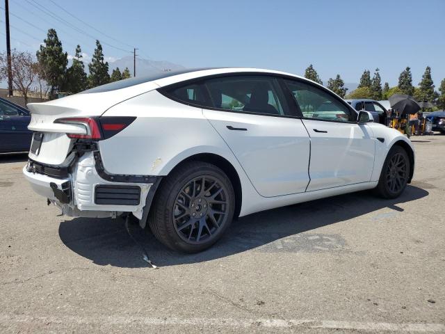 5YJ3E1EA1SF992532 - 2025 TESLA MODEL 3 WHITE photo 3