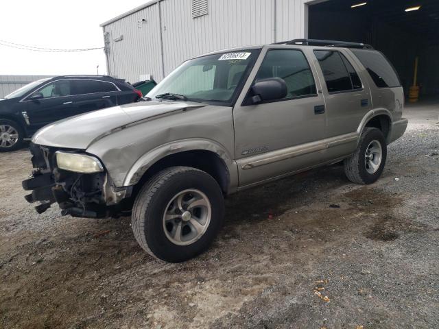 1GNCS13W62K229388 - 2002 CHEVROLET BLAZER BEIGE photo 1