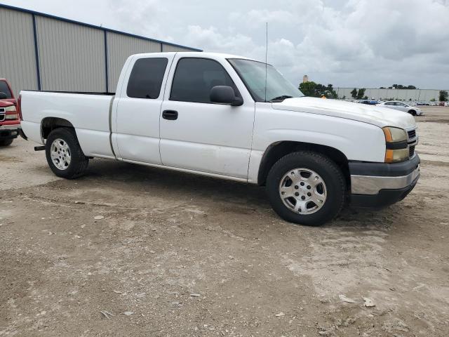 1GCEC19X77Z173779 - 2007 CHEVROLET SILVERADO C1500 CLASSIC WHITE photo 4